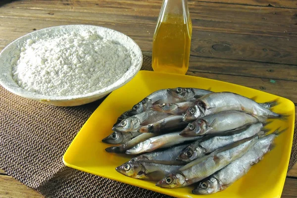 Frozen Freshly Caught Capelin Plate — Stock Photo, Image