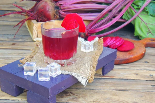 사탕무 주스와 사탕무 — 스톡 사진