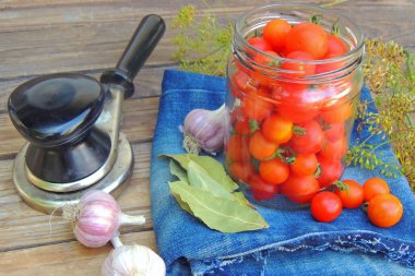 Domateslerin kış için korunması