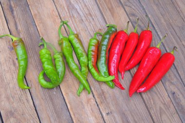 Bardakta kırmızı biber.