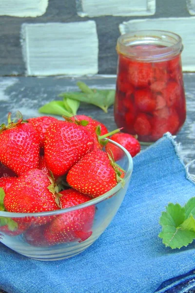 Homemade Organic Red Strawberry Jelly Background — Stock Photo, Image