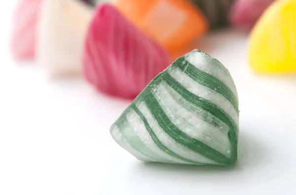 Caramelos Tradicionales Coloridos Sobre Fondo Blanco — Foto de Stock