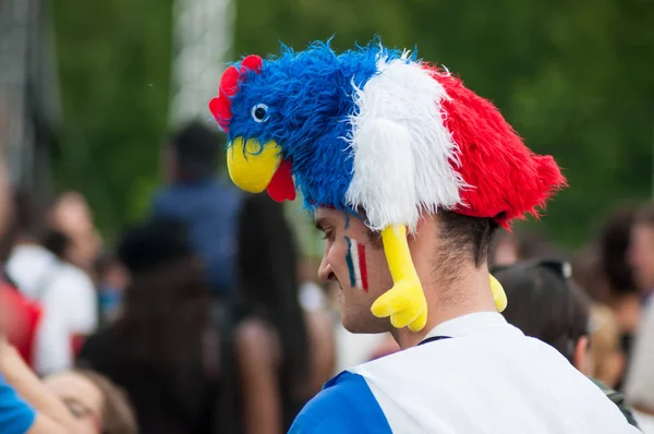 Mulhouse Franciaország 2018 Július Francia Támogatója Futball Kalap Alakú Csirke — Stock Fotó