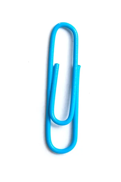 Close Van Blauwe Paperclip Witte Achtergrond — Stockfoto