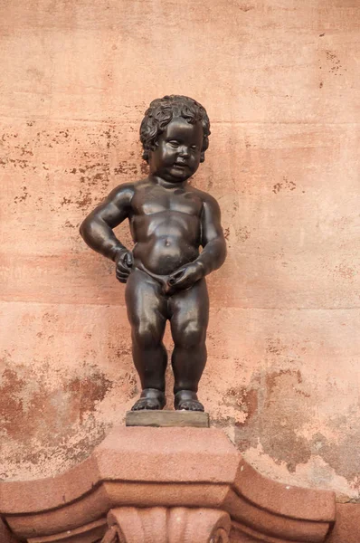 Replicate Statue Manneken Pis Belgium Alsatian Fountain Colmar — Stock Photo, Image