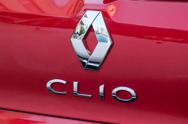 Mulhouse Francia Ottobre 2018 Primo Piano Del Logo Renault Clio — Foto Stock