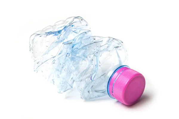 Zbliżenie Plastikowej Butelki Zgnieciony Recyklingu Białym Tle — Zdjęcie stockowe