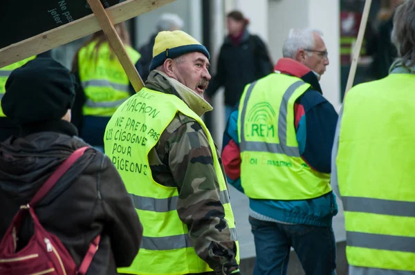 Mulhouse França Fevereiro 2019 Pessoas Protestando Rua Contra Impostos Aumento — Fotografia de Stock