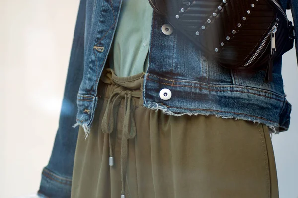 Closeup Colete Calça Azul Manequino Loja Moda Showroom Para Mulheres — Fotografia de Stock