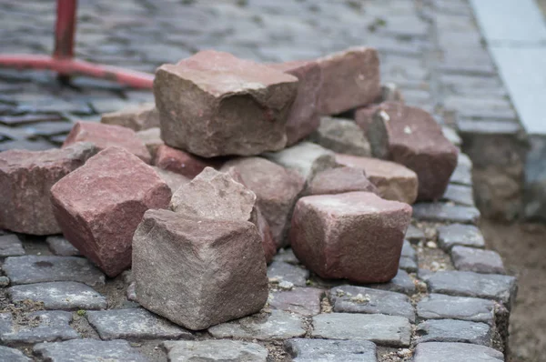 道路舗装工事用石畳のクローズアップ — ストック写真