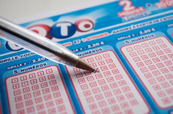 Franska rutnät av Lotto och Euro Millions från Society La Francaise des Jeux — Stockfoto