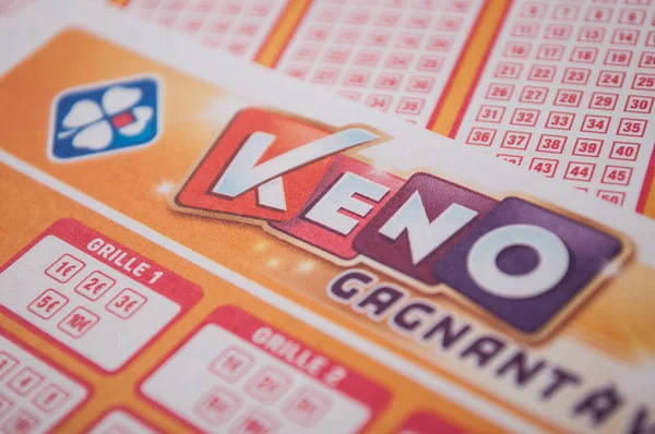 Las rejillas francesas de Keno lotto de la sociedad la francaise des jeux —  Fotos de Stock