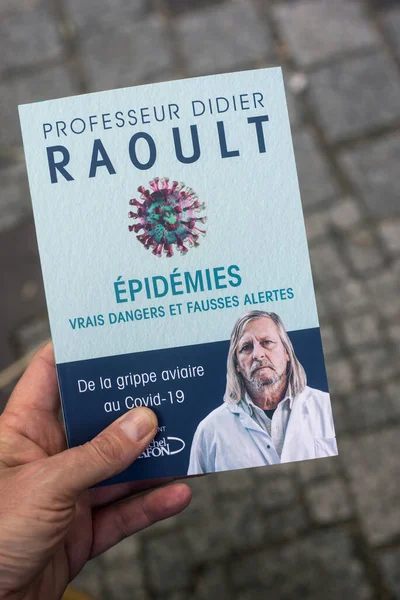 Mulhouse France June 2020 Closeup Book Epidemies French Traduction English — Stock Photo, Image