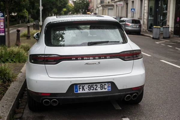 Mulhouse Frankreich Juni 2020 Rückansicht Eines Auf Der Straße Geparkten — Stockfoto