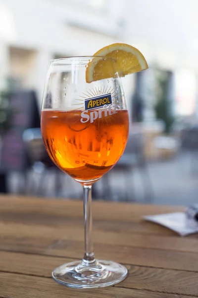 Mulhouse França Junho 2020 Closeup Vidro Spritz Com Fatia Limão — Fotografia de Stock