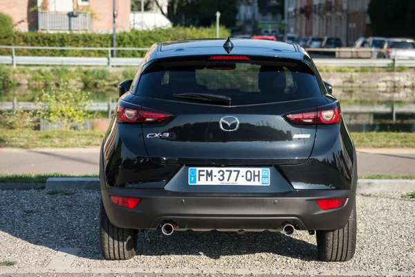 Mulhousee Frankrijk September 2020 Achteraanzicht Zwarte Mazda Cx3 Crossover Geparkeerd — Stockfoto