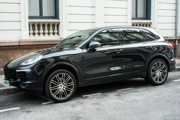 Mulhouse França Setembro 2020 Vista Perfil Porsche Macan Preto Estacionado — Fotografia de Stock