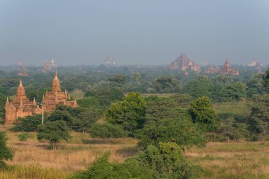 Myanmar, Burma Asya 'daki Pagodas stupaları ve Bagan tapınakları