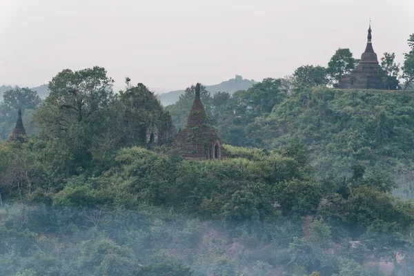 Mrauk Falu Sztúpák Pagodák Itt Rakhine Állam Mianmar Ázsia — Stock Fotó