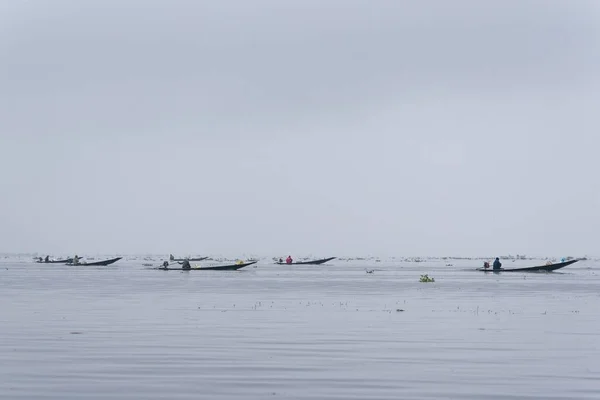 Παραδοσιακός Ψαράς Σκάφος Στη Λίμνη Μιανμάρ Στη Βιρμανία Στην Ασία — Φωτογραφία Αρχείου