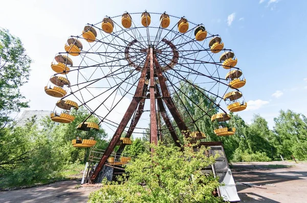 Fun fair, ferris wheel in Prypiat, Chernobyl exclusion Zone. Chernobyl Nuclear Power Plant Zone of Alienation in Ukraine Soviet Union