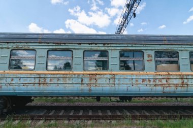 Prypiat, Çernobil Yasaklama Bölgesi 'ndeki terk edilmiş tren istasyonu. Ukrayna Sovyetler Birliği 'nde Çernobil Nükleer Santrali Yabancılaşma Bölgesi