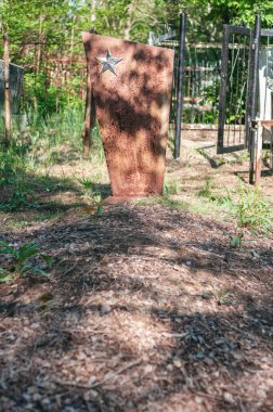 Prypiat 'taki mezarlık, Çernobil Yasaklama Bölgesi. Ukrayna Sovyetler Birliği 'nde Çernobil Nükleer Santrali Yabancılaşma Bölgesi