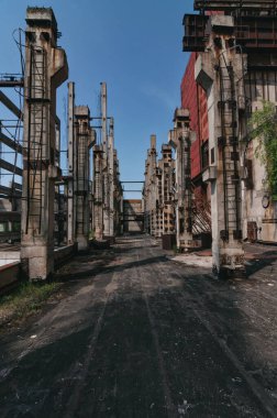 Pripyat, Çernobil Yasaklama Bölgesi 'nde 5 ve 6 numaralı reaktörler. Ukrayna Sovyetler Birliği 'nde Çernobil Nükleer Santrali Yabancılaşma Bölgesi