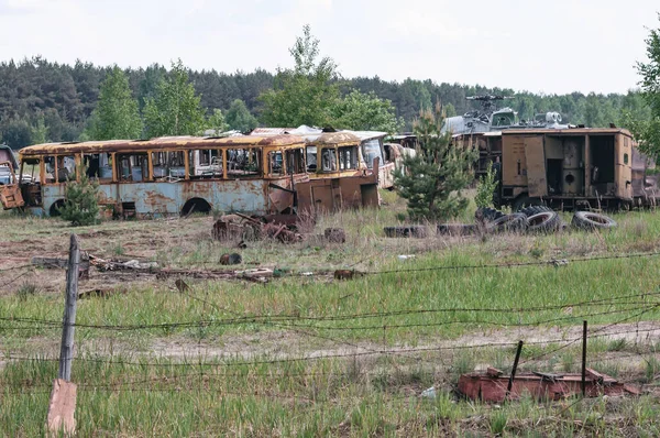 Vozidla Rosocha Pripyatu Černobylská Oblast Vyloučení Jaderná Elektrárna Černobyl Zóny — Stock fotografie