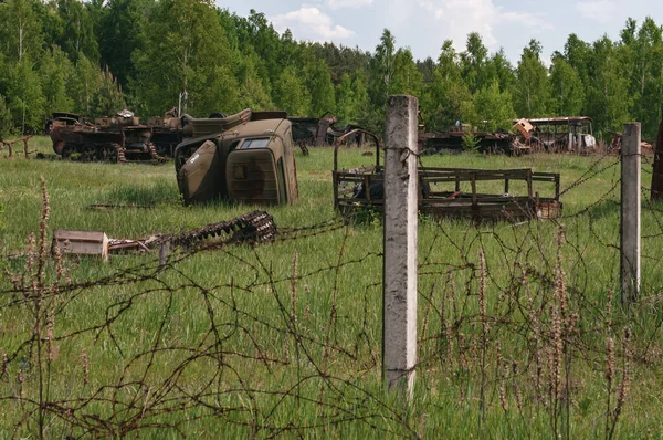 Vozidla Rosocha Pripyatu Černobylská Oblast Vyloučení Jaderná Elektrárna Černobyl Zóny — Stock fotografie