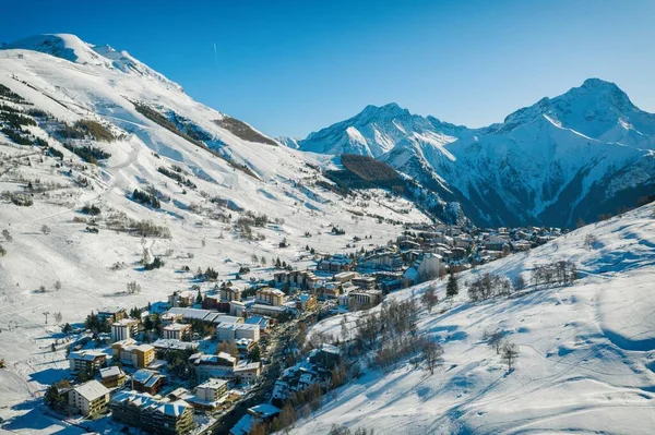 Les Deux Alpes Resort Winter Französische Alpen Rhone Alpes Frankreich lizenzfreie Stockfotos