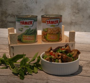 Tahta Kutuda Taze Fasulye Kutusu