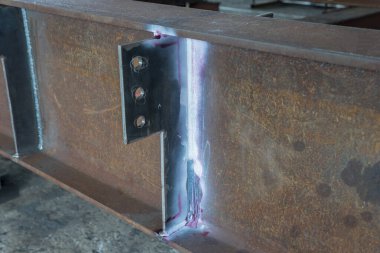 After use Developer spray into the welded to pull the liquid penetrate from the defect for Non-Destructive Testing(NDT) of welding with process Penetrant Testing or Penetration Testing(PT). clipart