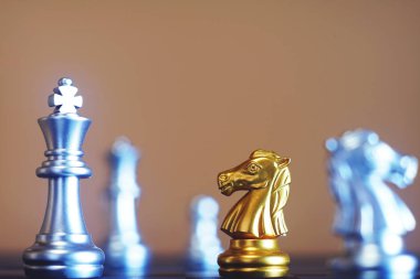 Satranç oyunu, iş rekabet kavramı, rekabet etmek zor duruma kurulu