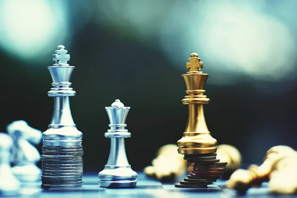 Šachovnici Hra Obchodní Soutěžní Koncept Silnou Finanční Kapitál Výhodu Situace — Stock fotografie