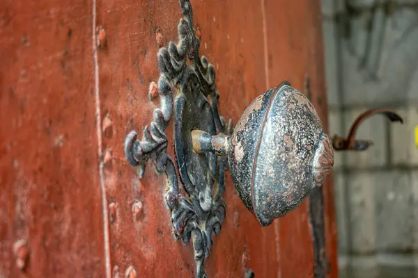 Une Vieille Poignée Porte Antique Fer Forgé Sur Porte Fer — Photo