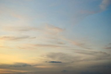 sabah gökyüzünde güzel ışık