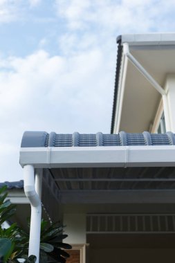 konut bina çatı oluk