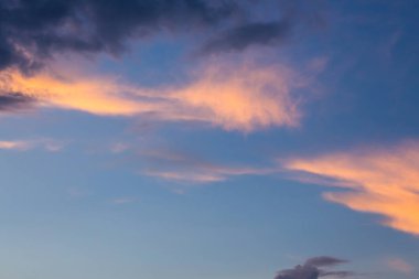 renkli alacakaranlık alacakaranlık gökyüzü