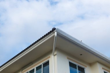 konut bina çatı oluk
