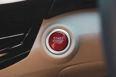 modern araç araç kırmızı start ve stop düğmesi anahtarsız motor
