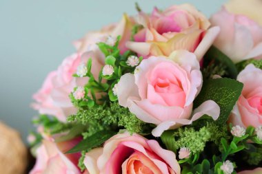 güzel pembe gül çiçeği yapay buket