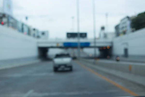 Auto Fährt Durch Tunnel Auf Autobahn — Stockfoto