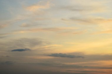 sabah gökyüzünde güzel ışık