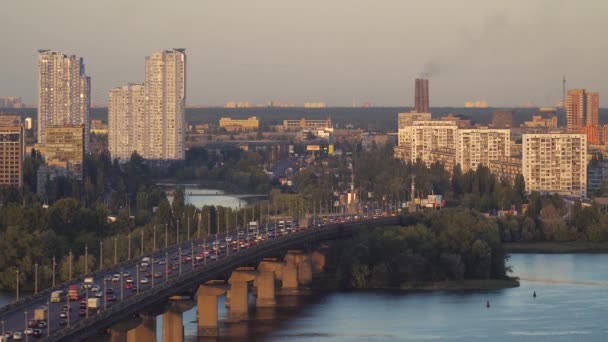 Киев в вечернее время — стоковое видео