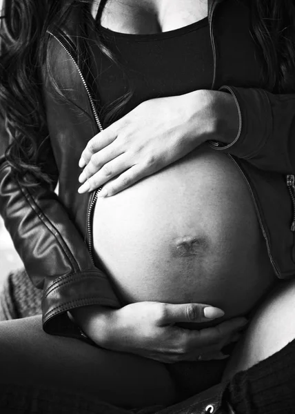 Beautiful Young Pregnant Woman Home — Stock Photo, Image