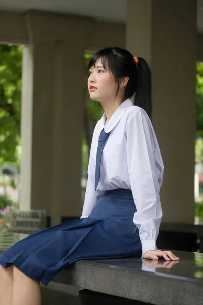 Πορτρέτο Του Thai Γυμνάσιο Στολή Μαθητή Έφηβος Όμορφο Κορίτσι Ευτυχισμένη — Φωτογραφία Αρχείου