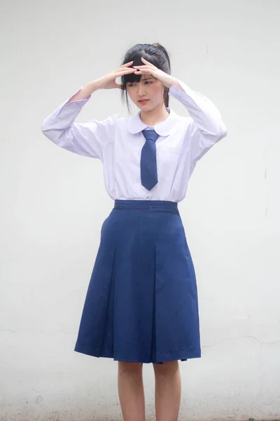 Retrato Tailandês Estudante Ensino Médio Uniforme Menina Bonita Pense — Fotografia de Stock