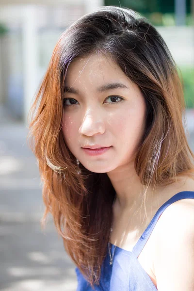 Beautiful Young Adult Thai Chinese Blue Tank Top Relax Smile — Stockfoto