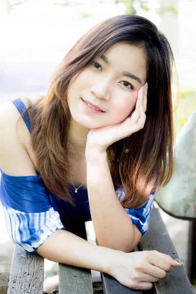 Beautiful Young Adult Thai Chinese Blue Tank Top Relax Smile — ストック写真